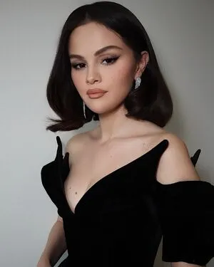 Selena Gomez OnlyFans Leaked Free Thumbnail Picture - #RAdVE5z32R
