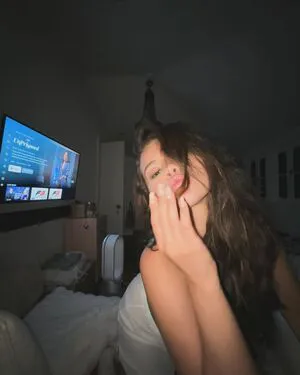 Selena Gomez OnlyFans Leaked Free Thumbnail Picture - #RWzJOZrw1K