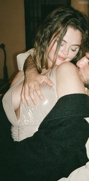 Selena Gomez OnlyFans Leaked Free Thumbnail Picture - #S043r45mw4
