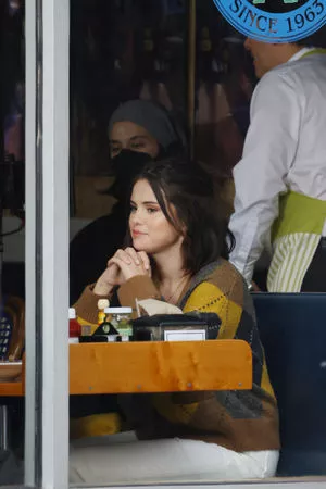 Selena Gomez OnlyFans Leaked Free Thumbnail Picture - #SKJ2udpJcL