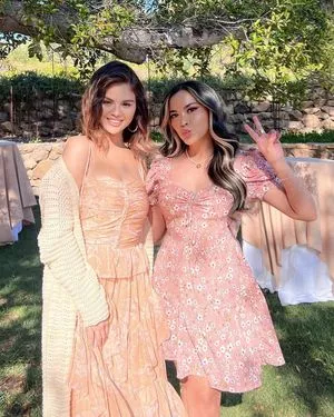 Selena Gomez OnlyFans Leaked Free Thumbnail Picture - #SQR4QM1aqX