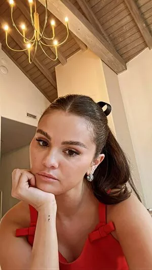 Selena Gomez OnlyFans Leaked Free Thumbnail Picture - #SU2r8fg5Cq