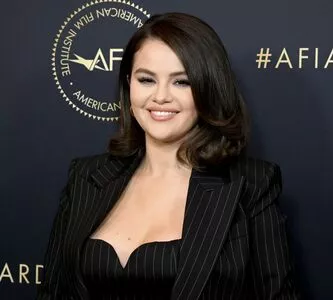Selena Gomez OnlyFans Leaked Free Thumbnail Picture - #TKAdqBwpph