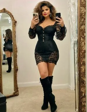 Selena Gomez OnlyFans Leaked Free Thumbnail Picture - #UApYF6ieSA