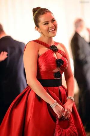 Selena Gomez OnlyFans Leaked Free Thumbnail Picture - #UKwEEp7SUm