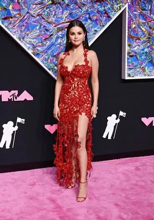 Selena Gomez OnlyFans Leaked Free Thumbnail Picture - #UPcsZEofKs