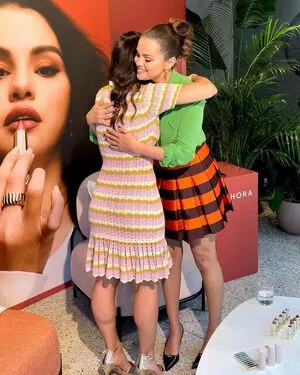 Selena Gomez OnlyFans Leaked Free Thumbnail Picture - #UmFMlqXL0o