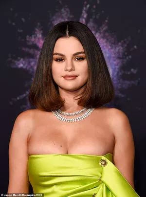 Selena Gomez OnlyFans Leaked Free Thumbnail Picture - #VgpOD1EdMw