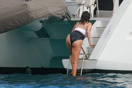 Selena Gomez OnlyFans Leaked Free Thumbnail Picture - #WKG3eEspxu