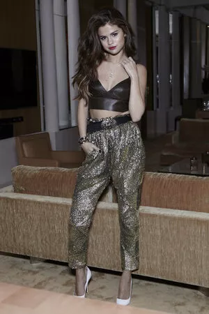 Selena Gomez OnlyFans Leaked Free Thumbnail Picture - #WwbTKspp25