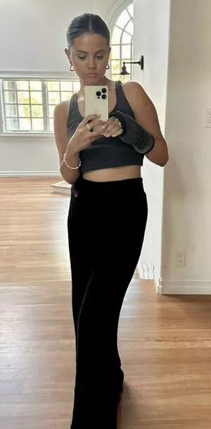 Selena Gomez OnlyFans Leaked Free Thumbnail Picture - #YnIlQu4mGO