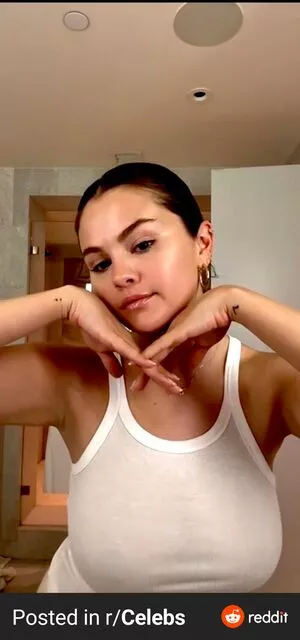 Selena Gomez OnlyFans Leaked Free Thumbnail Picture - #a9y0MEcw1d