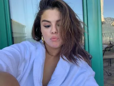 Selena Gomez OnlyFans Leaked Free Thumbnail Picture - #bVJyHlK429