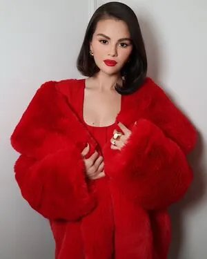 Selena Gomez OnlyFans Leaked Free Thumbnail Picture - #cgSvwo2Tp9
