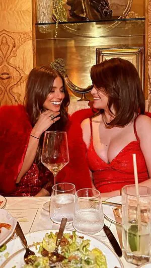 Selena Gomez OnlyFans Leaked Free Thumbnail Picture - #e7gLNNrK0X