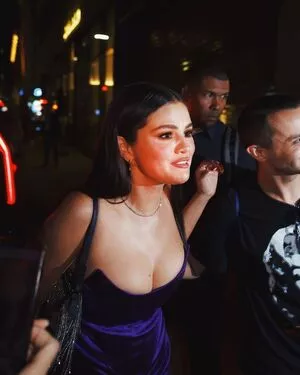 Selena Gomez OnlyFans Leaked Free Thumbnail Picture - #e8KiFBtqPk