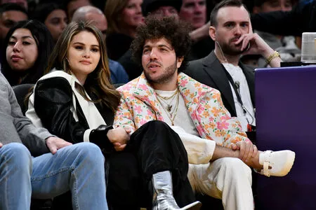 Selena Gomez OnlyFans Leaked Free Thumbnail Picture - #e8PV6Q2AlZ