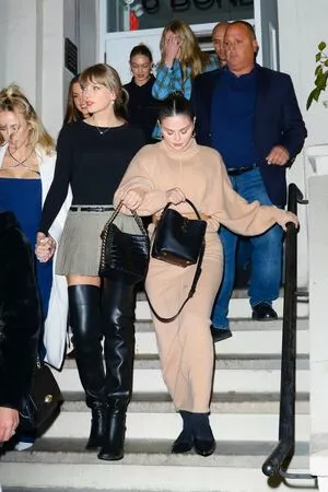 Selena Gomez OnlyFans Leaked Free Thumbnail Picture - #gN3JKIgtIg