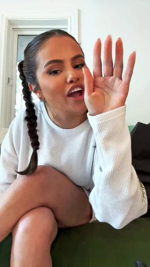 Selena Gomez OnlyFans Leaked Free Thumbnail Picture - #gQejWvx5Q0