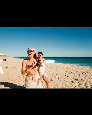 Selena Gomez OnlyFans Leaked Free Thumbnail Picture - #gX7hsSlnnR