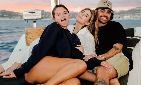 Selena Gomez OnlyFans Leaked Free Thumbnail Picture - #glRQFjYJGF