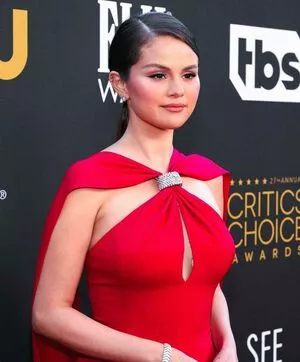 Selena Gomez OnlyFans Leaked Free Thumbnail Picture - #gqBnkiHWli