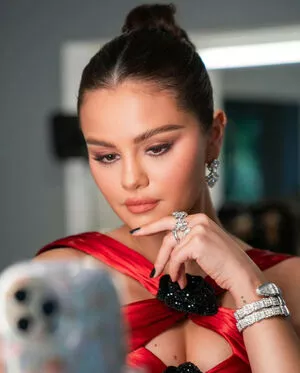 Selena Gomez OnlyFans Leaked Free Thumbnail Picture - #gtNIR73iKe