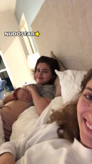 Selena Gomez OnlyFans Leaked Free Thumbnail Picture - #hEU3dATz84