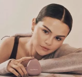 Selena Gomez OnlyFans Leaked Free Thumbnail Picture - #hzvTzNVQ64