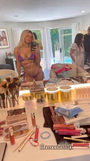 Selena Gomez OnlyFans Leaked Free Thumbnail Picture - #i3mBO2Z573