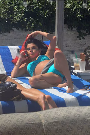 Selena Gomez OnlyFans Leaked Free Thumbnail Picture - #j4CW6mrFPB