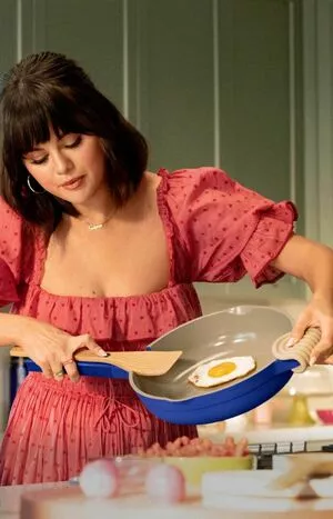 Selena Gomez OnlyFans Leaked Free Thumbnail Picture - #jIzp9377HX