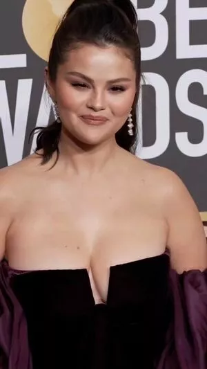 Selena Gomez OnlyFans Leaked Free Thumbnail Picture - #kOi20SM4X3