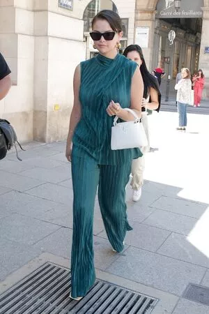 Selena Gomez OnlyFans Leaked Free Thumbnail Picture - #kXcosBregz