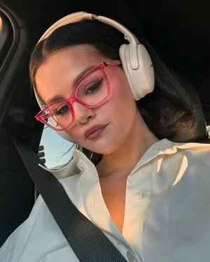 Selena Gomez OnlyFans Leaked Free Thumbnail Picture - #laz7s5C01N