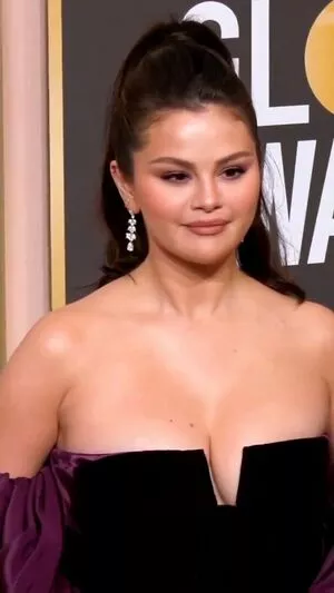 Selena Gomez OnlyFans Leaked Free Thumbnail Picture - #ljhLNejxFB
