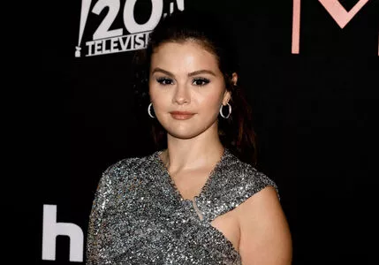 Selena Gomez OnlyFans Leaked Free Thumbnail Picture - #llmWohdr5S