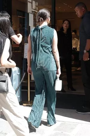 Selena Gomez OnlyFans Leaked Free Thumbnail Picture - #mz5SylX3sg