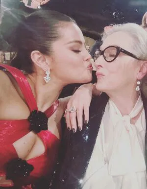 Selena Gomez OnlyFans Leaked Free Thumbnail Picture - #pOQvzvc6Vh