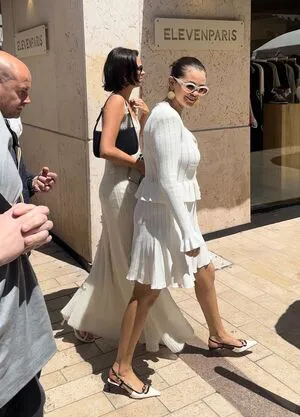 Selena Gomez OnlyFans Leaked Free Thumbnail Picture - #pvyjQNaQfQ