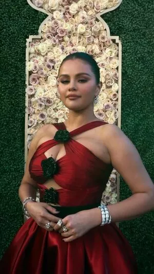 Selena Gomez OnlyFans Leaked Free Thumbnail Picture - #q9y50R27bb