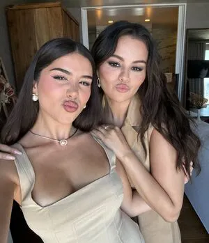 Selena Gomez OnlyFans Leaked Free Thumbnail Picture - #qs03DeuKBX