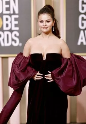 Selena Gomez OnlyFans Leaked Free Thumbnail Picture - #qvWLjjdoau