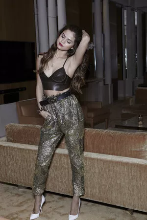 Selena Gomez OnlyFans Leaked Free Thumbnail Picture - #qzV37MGcKl