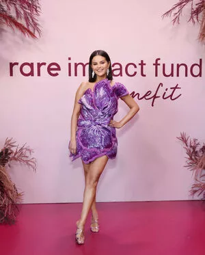 Selena Gomez OnlyFans Leaked Free Thumbnail Picture - #raB7fBGvbq