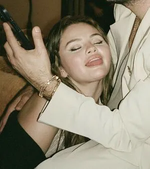 Selena Gomez OnlyFans Leaked Free Thumbnail Picture - #rwKwSXLNLY