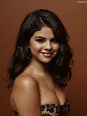 Selena Gomez OnlyFans Leaked Free Thumbnail Picture - #uewAzXDanM