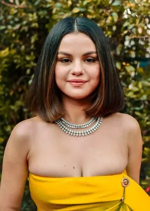 Selena Gomez OnlyFans Leaked Free Thumbnail Picture - #w0MY3b0W5N