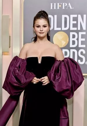 Selena Gomez OnlyFans Leaked Free Thumbnail Picture - #wLNIfPbGb2