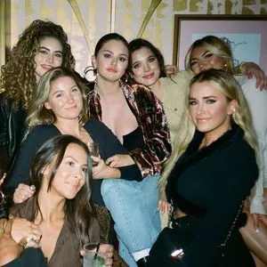 Selena Gomez OnlyFans Leaked Free Thumbnail Picture - #xRDf9ktRdc